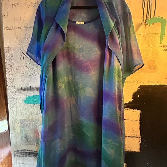 Colorful Sleeveless Maxi Dress - Picture 6 of 7